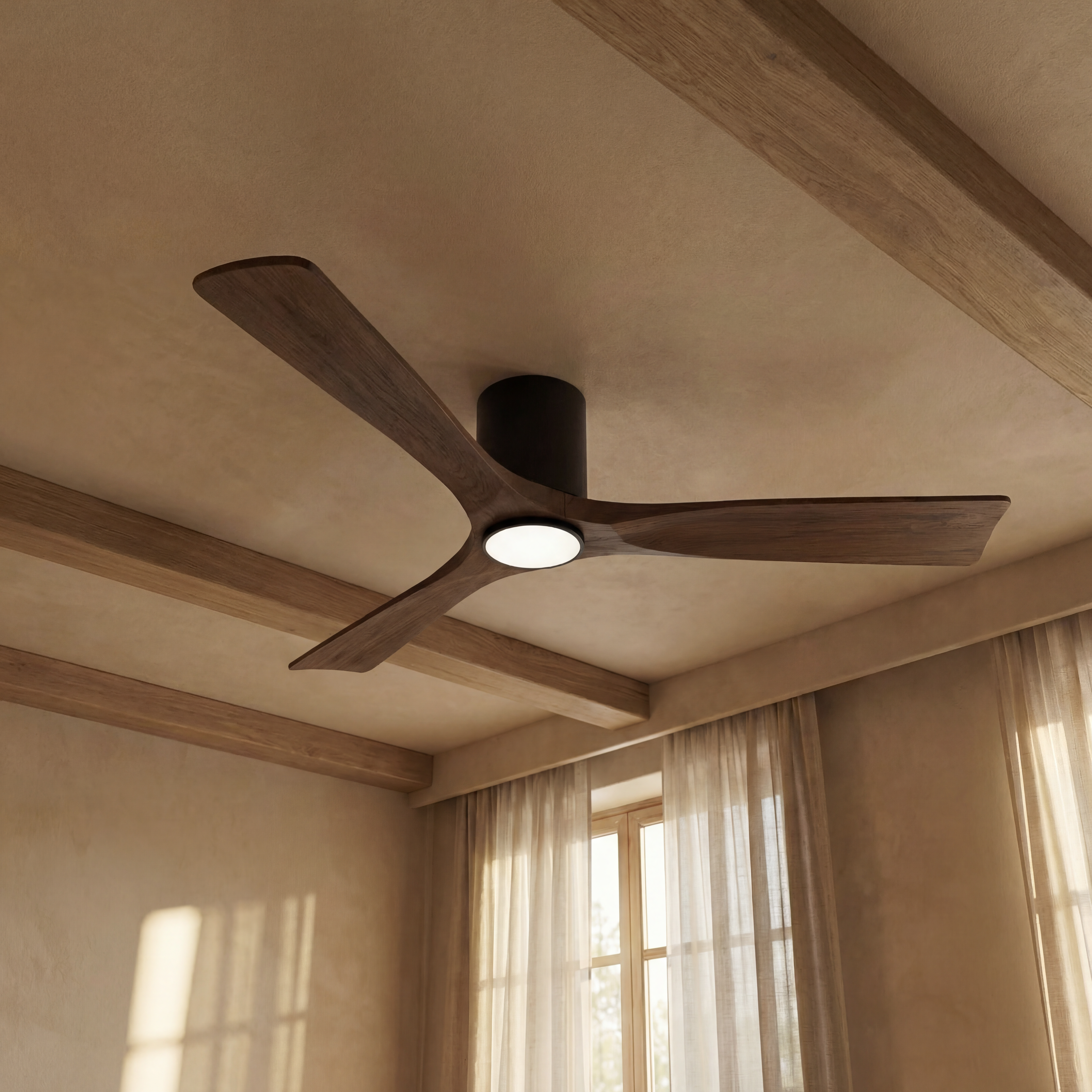 Etoile Deckenventilator aus Holz (132 cm / 112 cm)